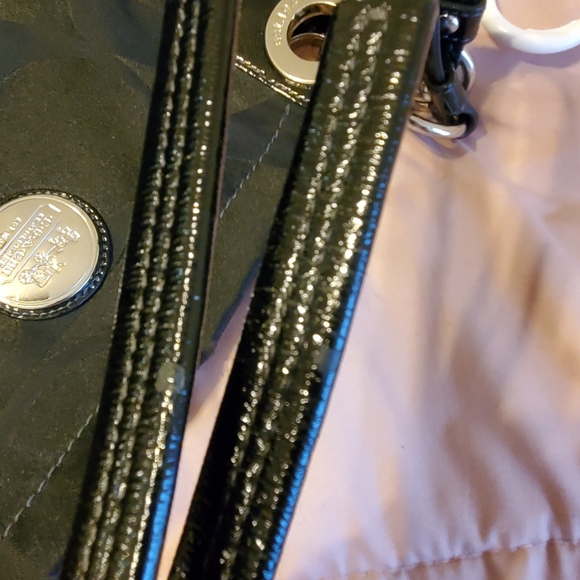 Authentic Coach Purse - Picture 5 of 6
